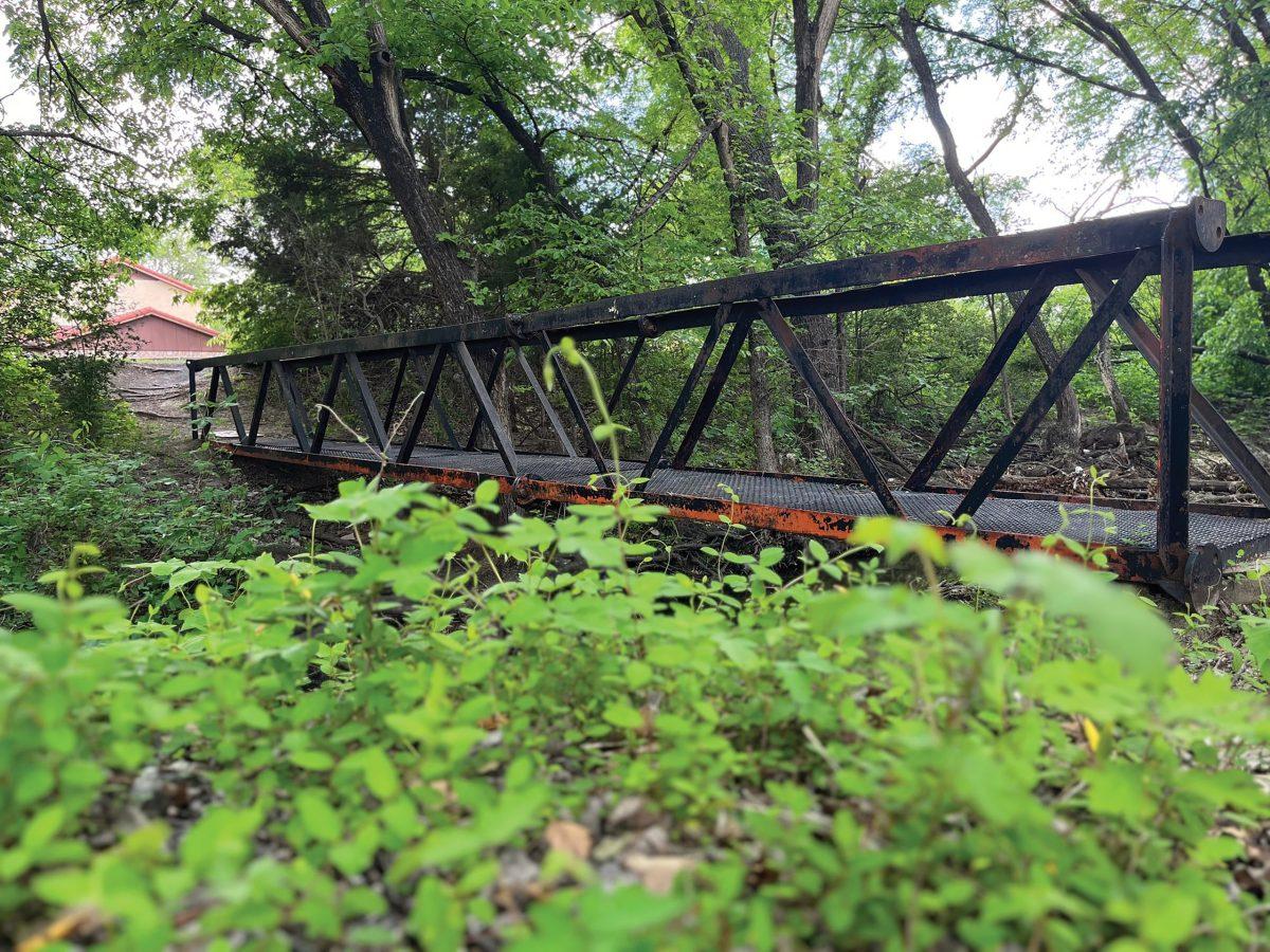 Top Ten Romantic Spots on Campus