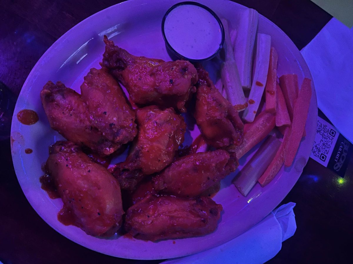 strip wings